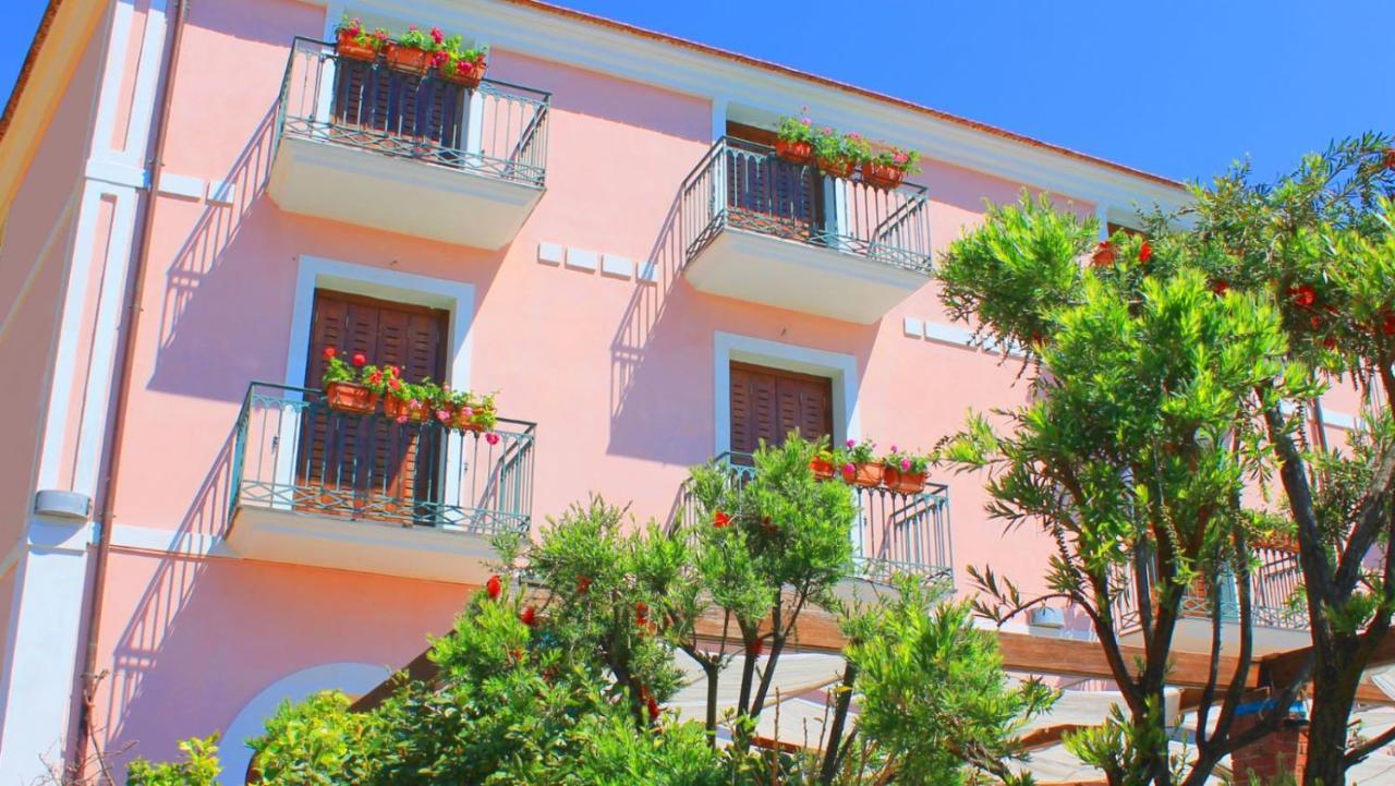 Hotel Pisacane Sapri Esterno foto