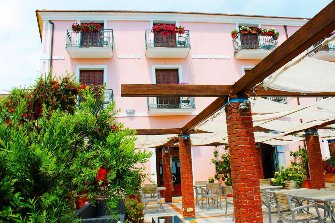 Hotel Pisacane Sapri Esterno foto
