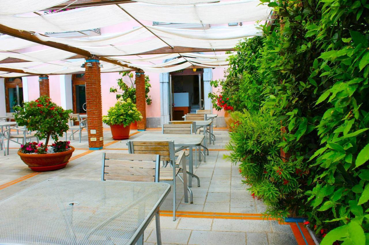 Hotel Pisacane Sapri Esterno foto