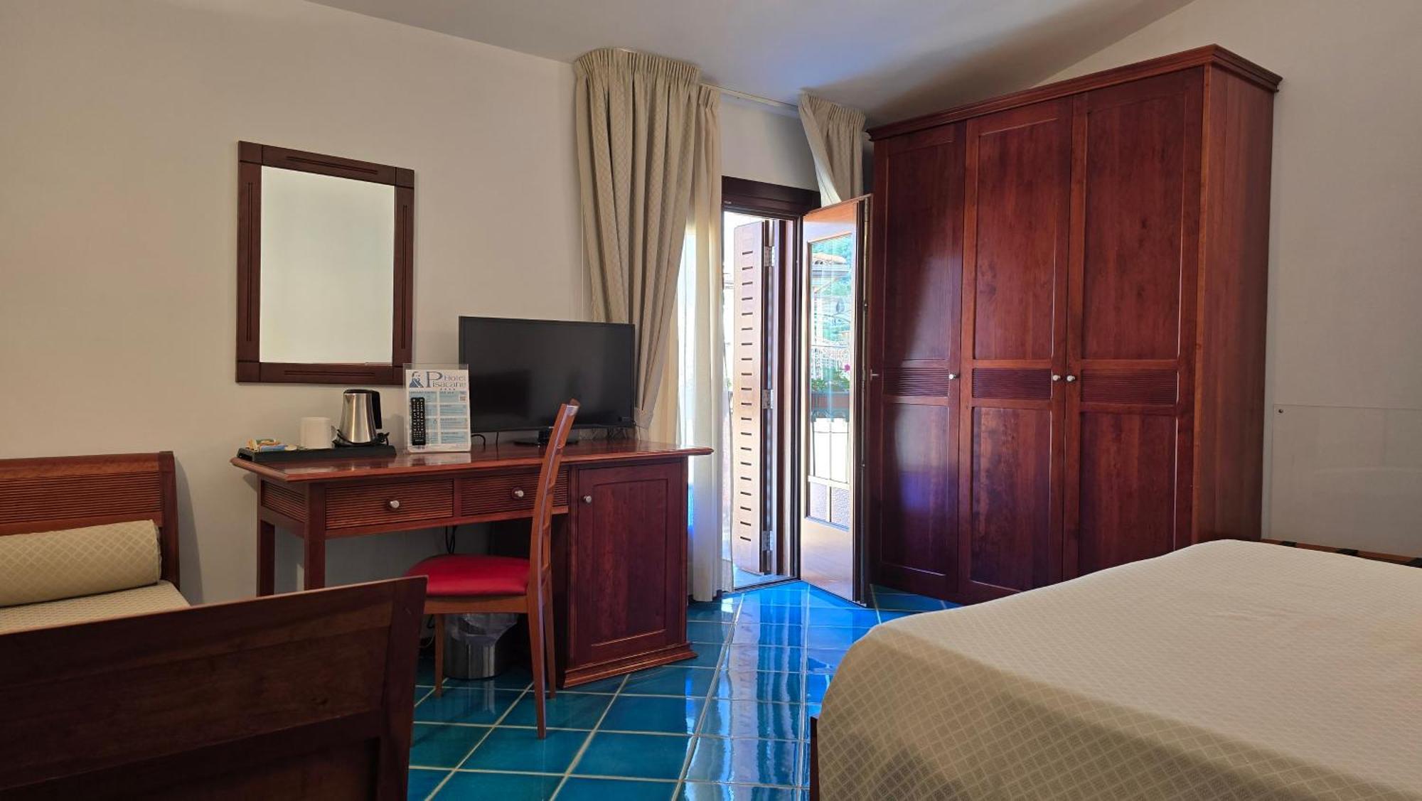 Hotel Pisacane Sapri Esterno foto