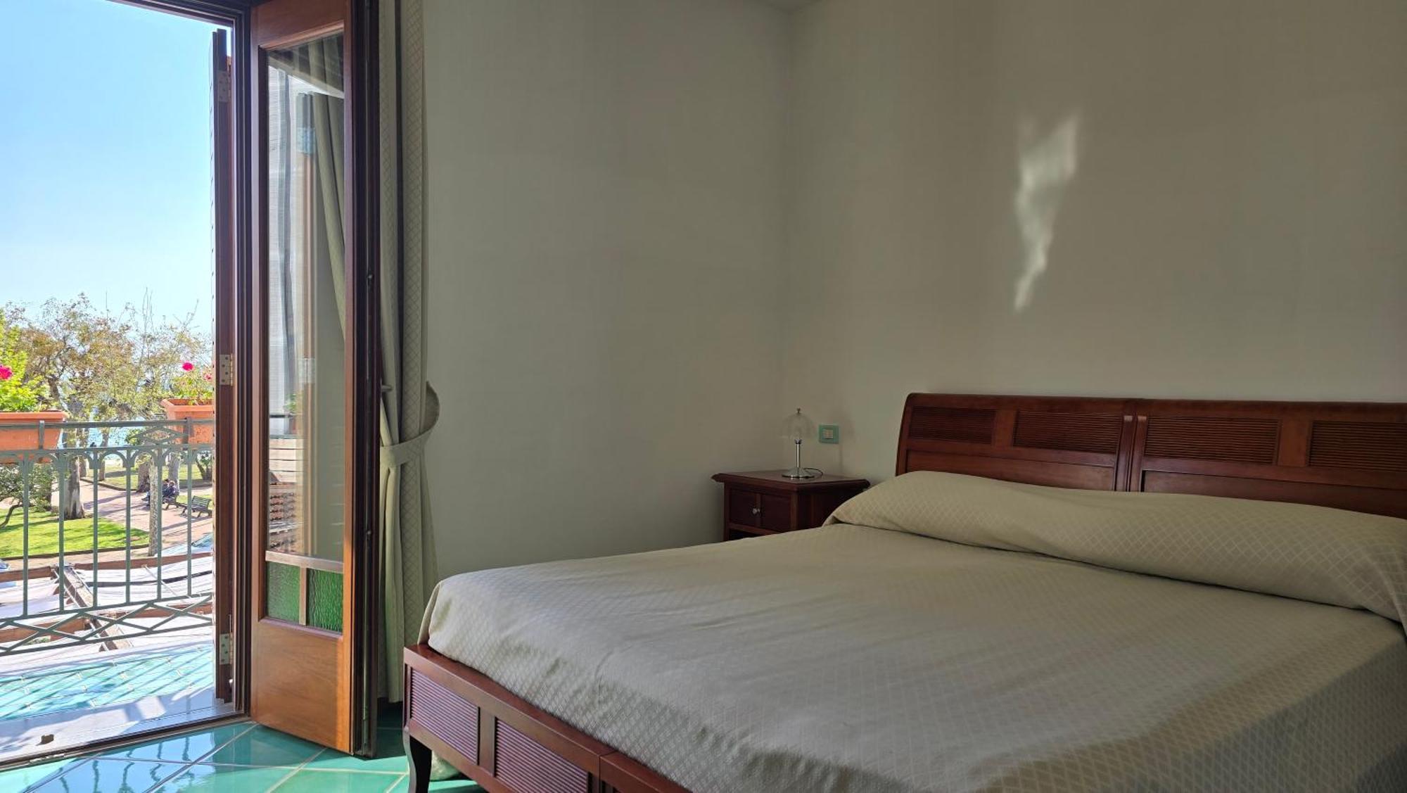 Hotel Pisacane Sapri Esterno foto