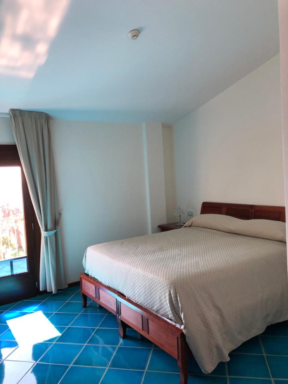 Hotel Pisacane Sapri Esterno foto